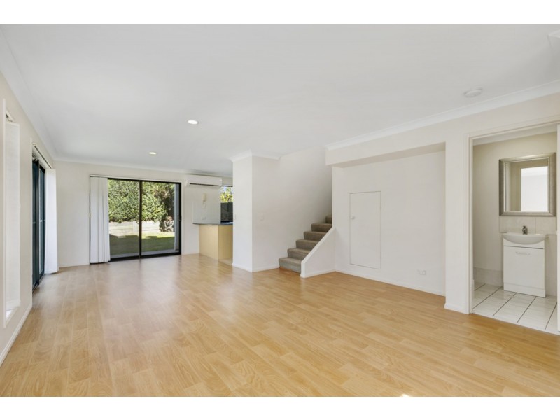 12A/64 Gilston Road, Nerang QLD 4211