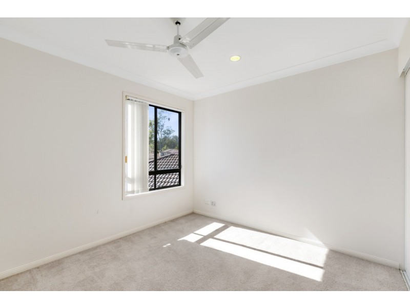 12A/64 Gilston Road, Nerang QLD 4211