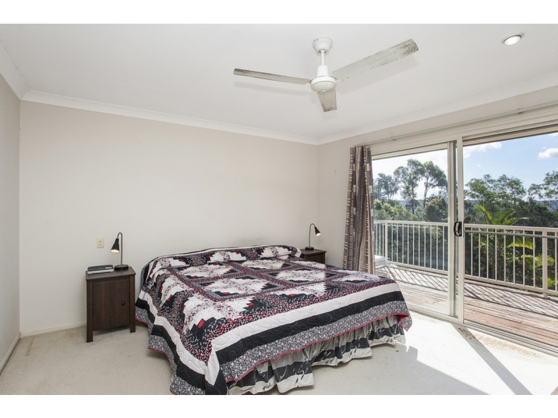 9 Tara Vista Boulevard, Highland Park QLD 4211