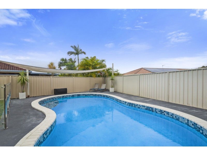 21 Treeview Drive, Burleigh Waters QLD 4220