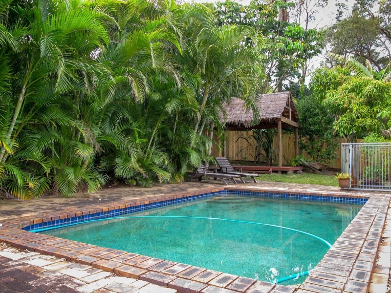 12 Alison Road, Carrara QLD 4211