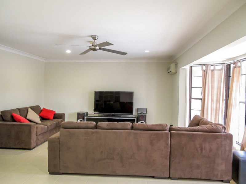 12 Alison Road, Carrara QLD 4211