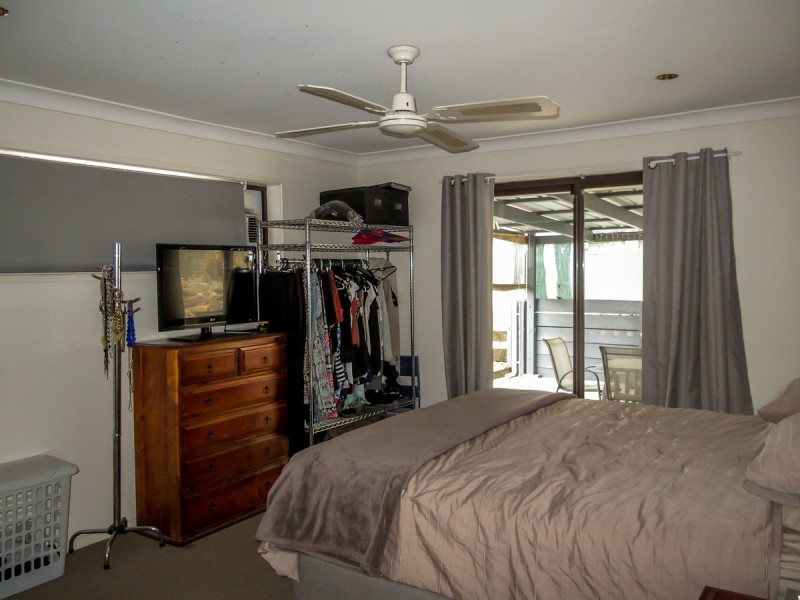 12 Alison Road, Carrara QLD 4211