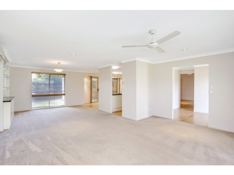 4 Conadilly Court, Carrara QLD 4211