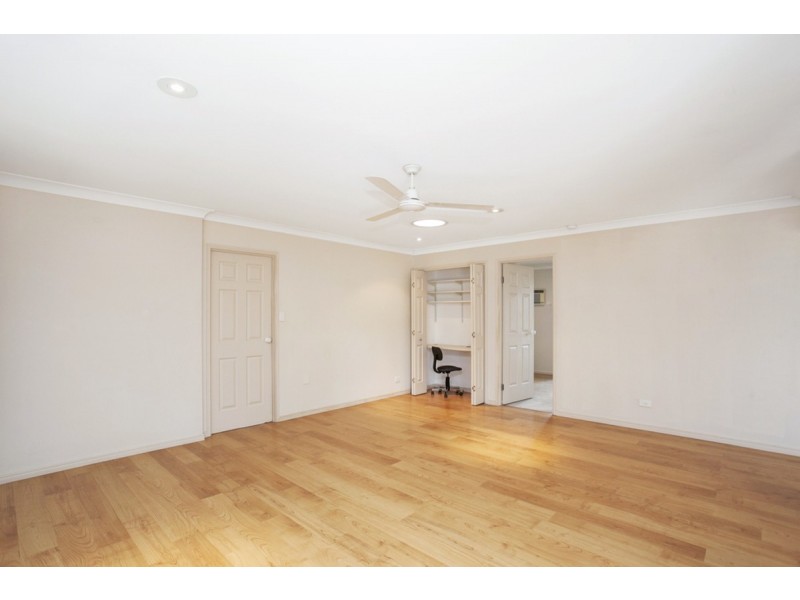4 Conadilly Court, Carrara QLD 4211