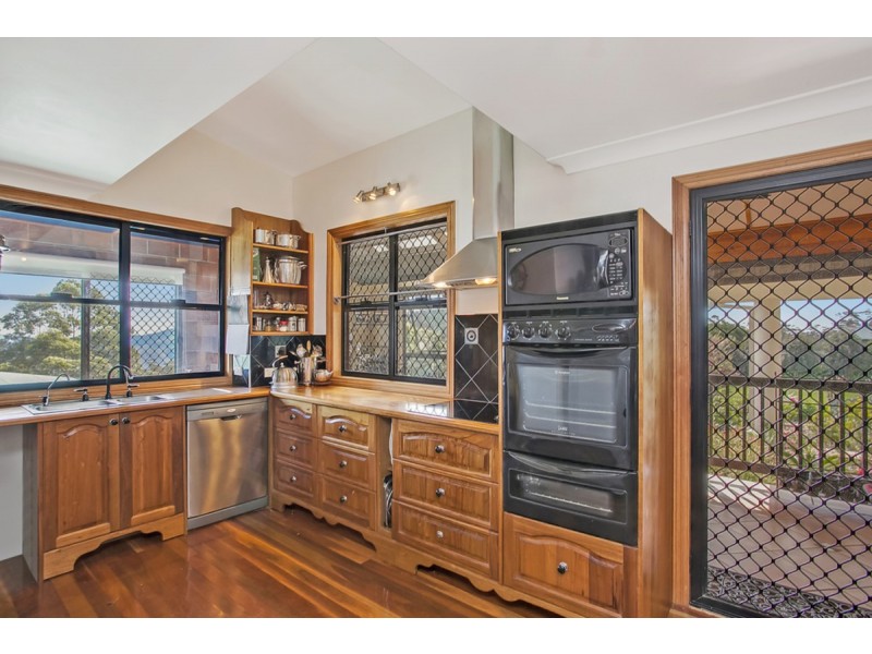 24 Outlook Avenue, Lower Beechmont QLD 4211