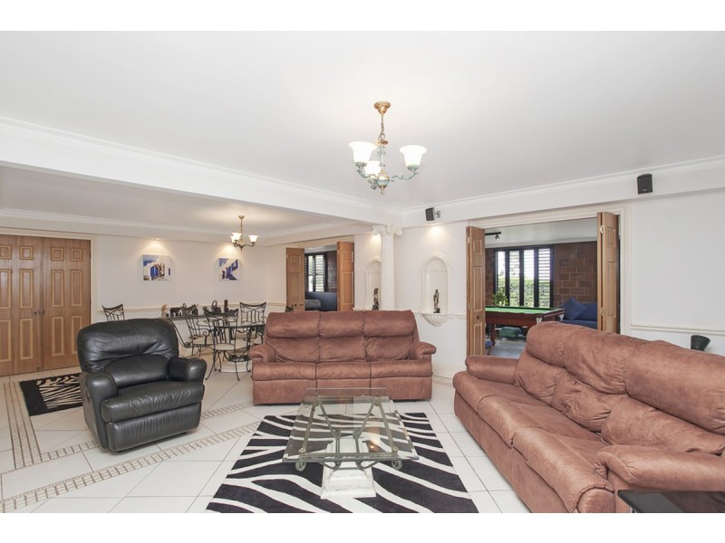 24 Outlook Avenue, Lower Beechmont QLD 4211