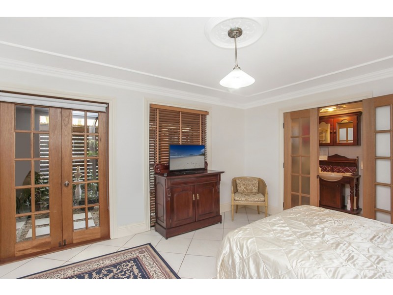 24 Outlook Avenue, Lower Beechmont QLD 4211