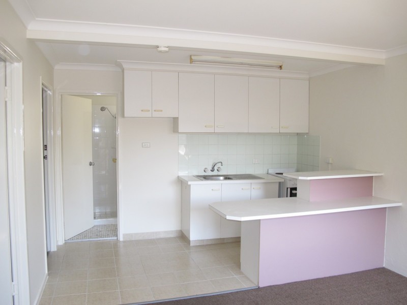 4/194 High Street, Southport QLD 4215