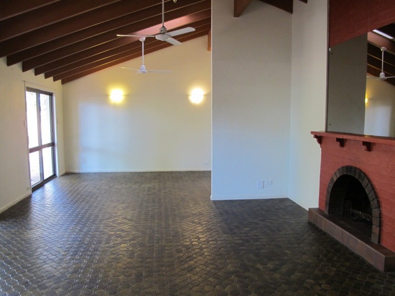 13-15 Kupara Street, Nerang QLD 4211