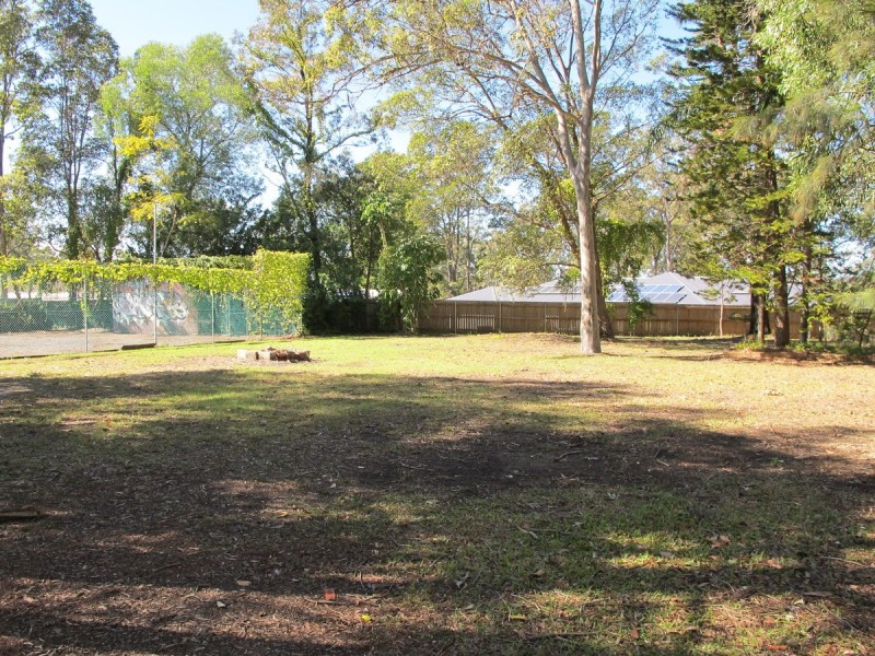 13-15 Kupara Street, Nerang QLD 4211