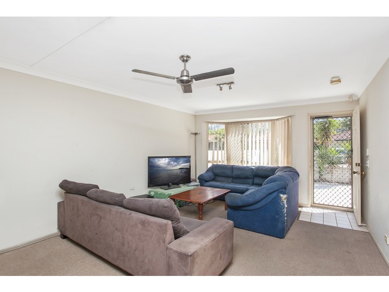 2/57 Rivergum Drive, Nerang QLD 4211