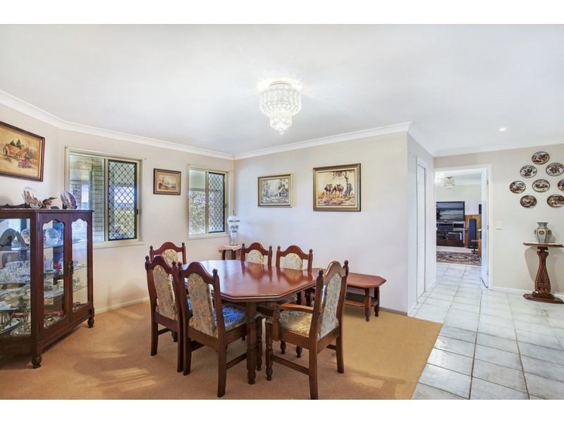 16 Gumtree Court, Beechmont QLD 4211