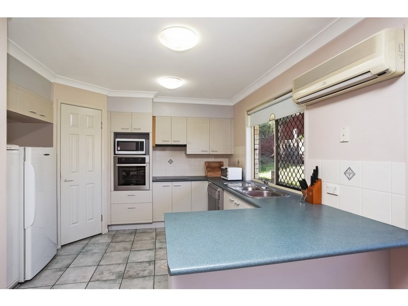 16 Gumtree Court, Beechmont QLD 4211