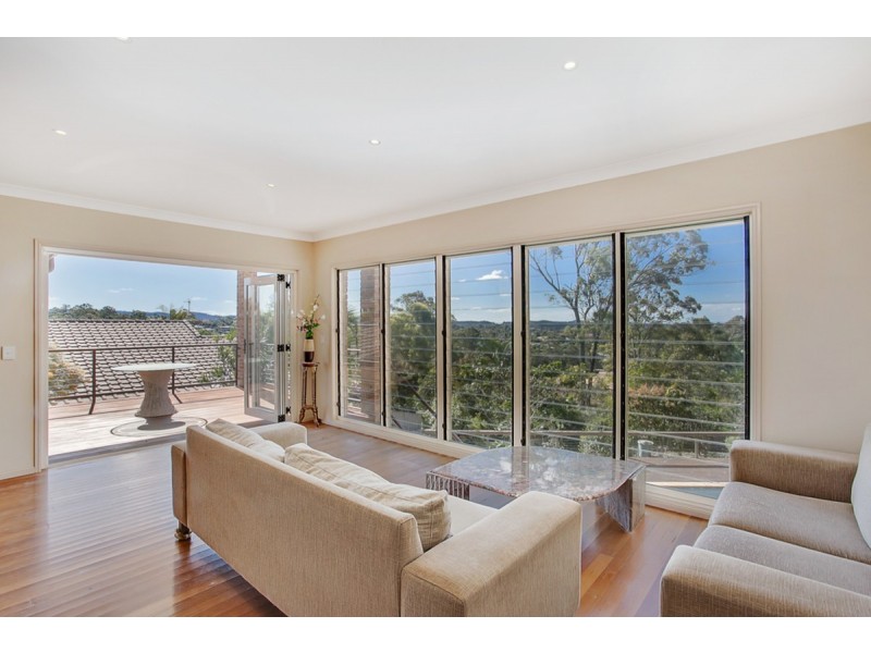 38 Woolmere Street, Carrara QLD 4211