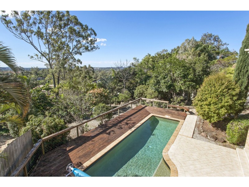 38 Woolmere Street, Carrara QLD 4211