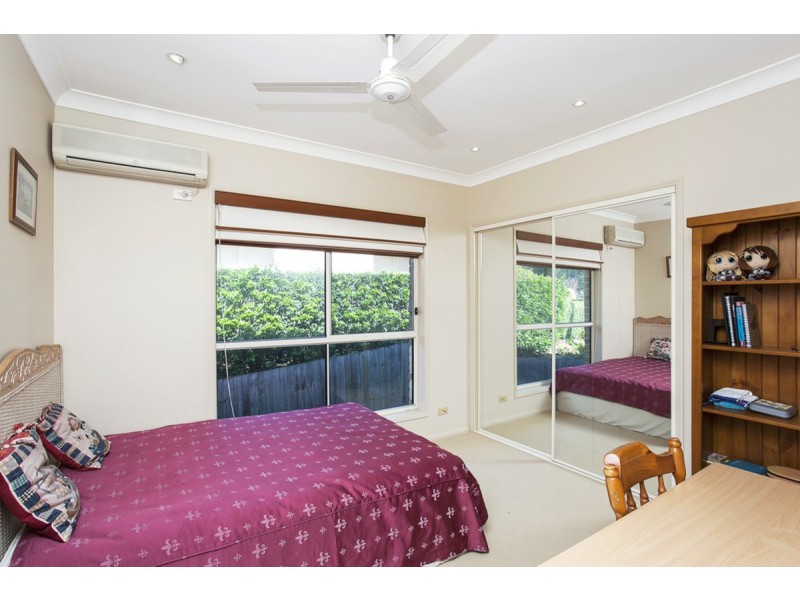 38 Woolmere Street, Carrara QLD 4211