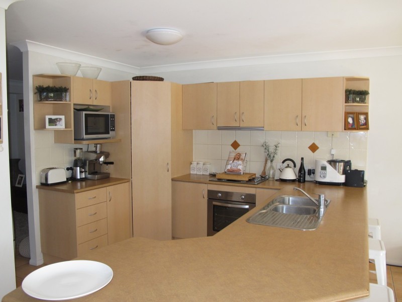 2/25 McRae Circuit, Pacific Pines QLD 4211