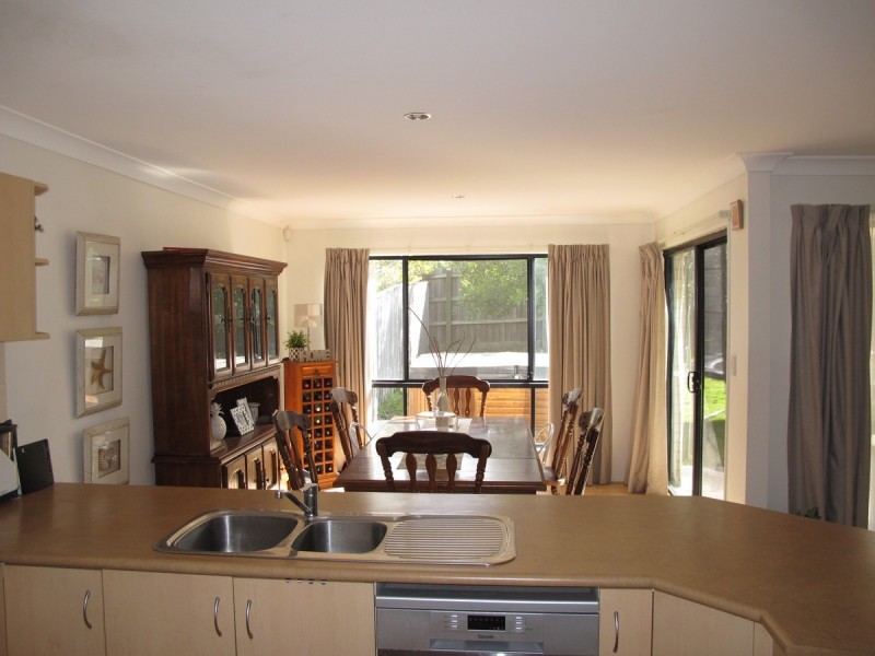 2/25 McRae Circuit, Pacific Pines QLD 4211