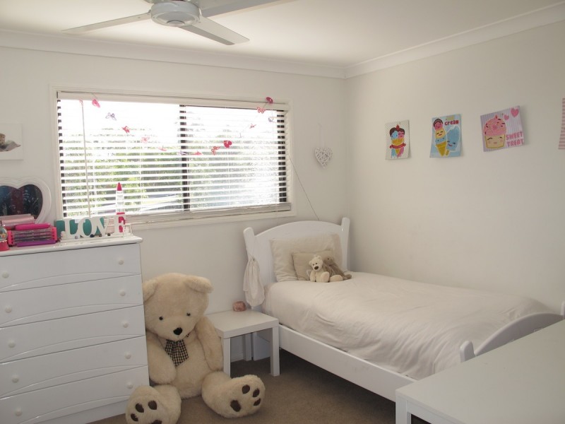 2/25 McRae Circuit, Pacific Pines QLD 4211