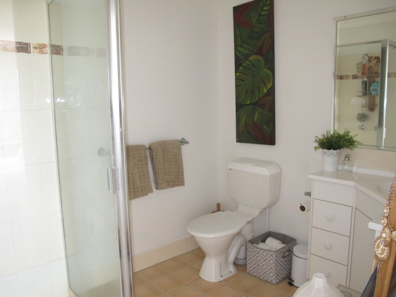 2/25 McRae Circuit, Pacific Pines QLD 4211