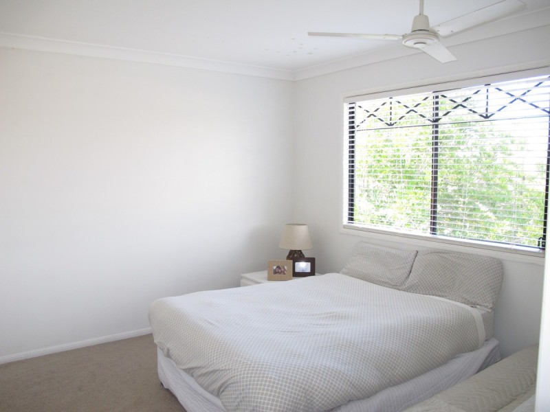 2/25 McRae Circuit, Pacific Pines QLD 4211