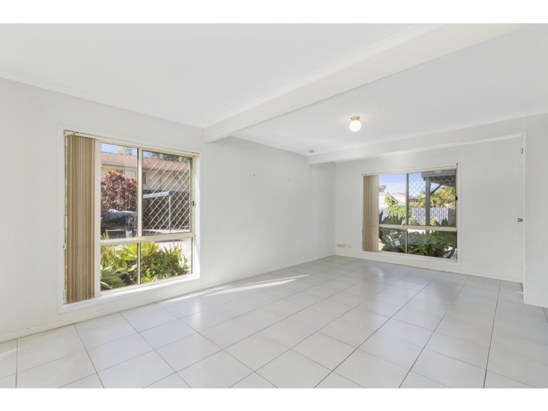 8/159 Pappas Way, Carrara QLD 4211