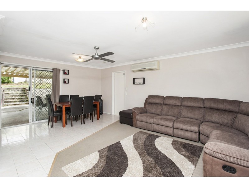 7 Buring Court, Highland Park QLD 4211