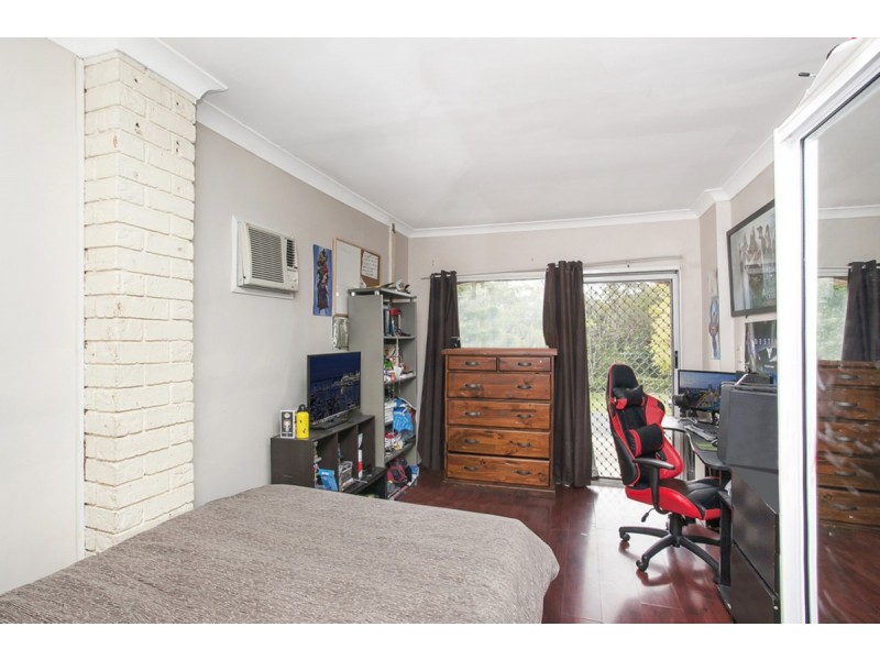 7 Buring Court, Highland Park QLD 4211