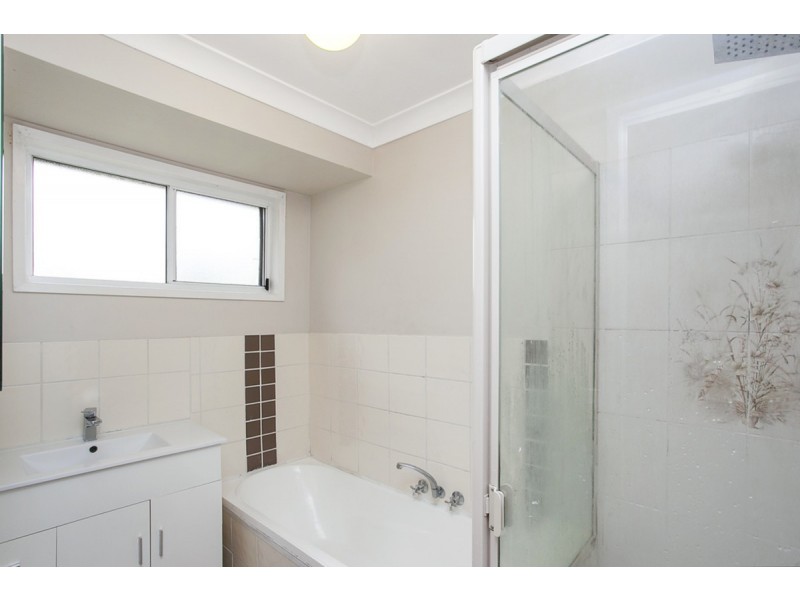 7 Buring Court, Highland Park QLD 4211