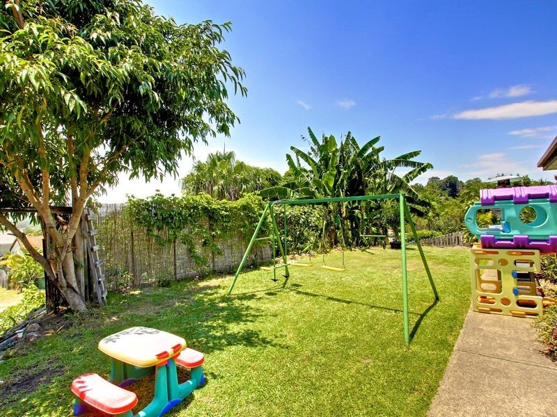 16 Jabiluka Drive, Highland Park QLD 4211