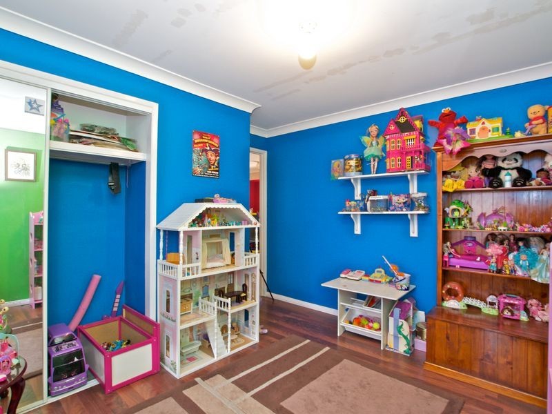 16 Jabiluka Drive, Highland Park QLD 4211