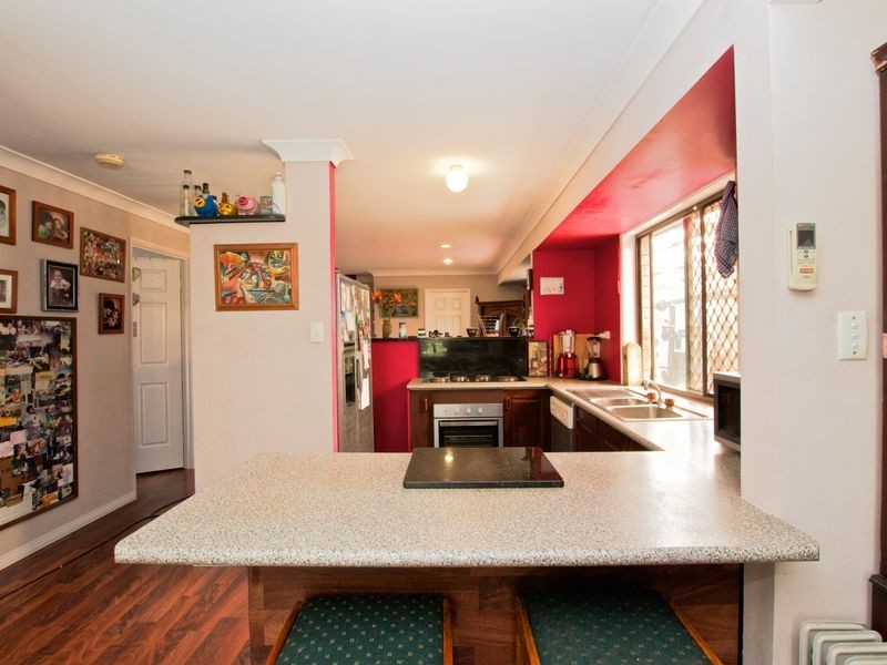 16 Jabiluka Drive, Highland Park QLD 4211