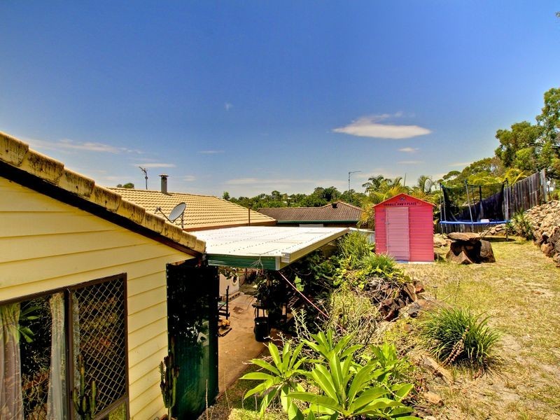 16 Jabiluka Drive, Highland Park QLD 4211