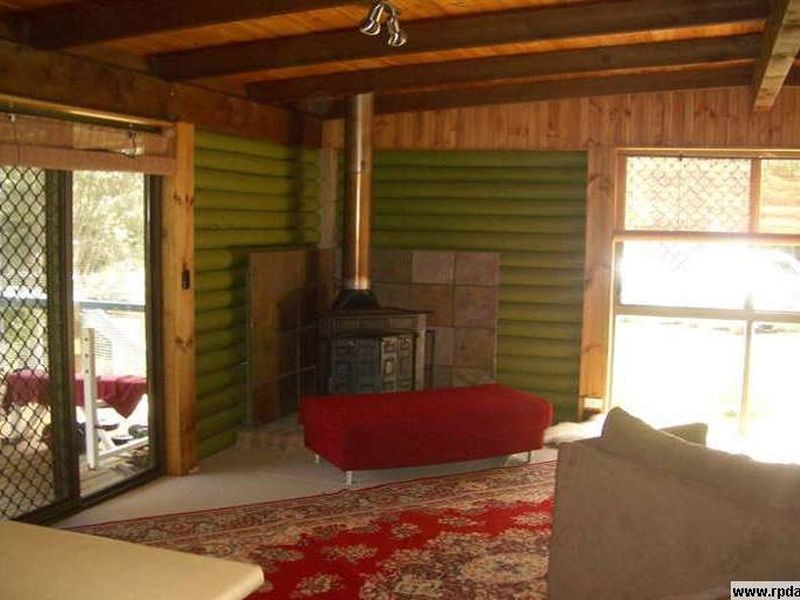 49 Akoonah Drive, Beechmont QLD 4211