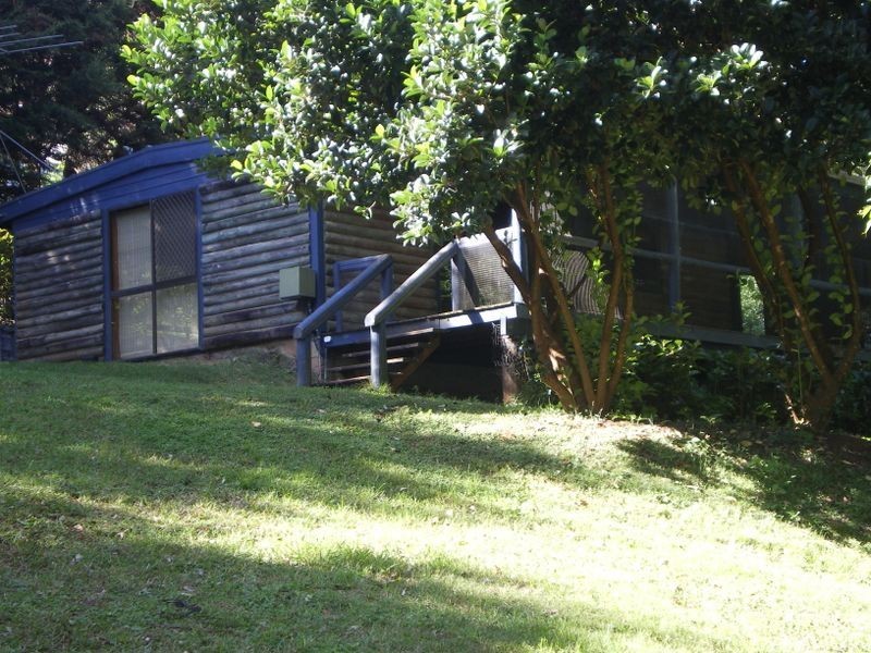 49 Akoonah Drive, Beechmont QLD 4211