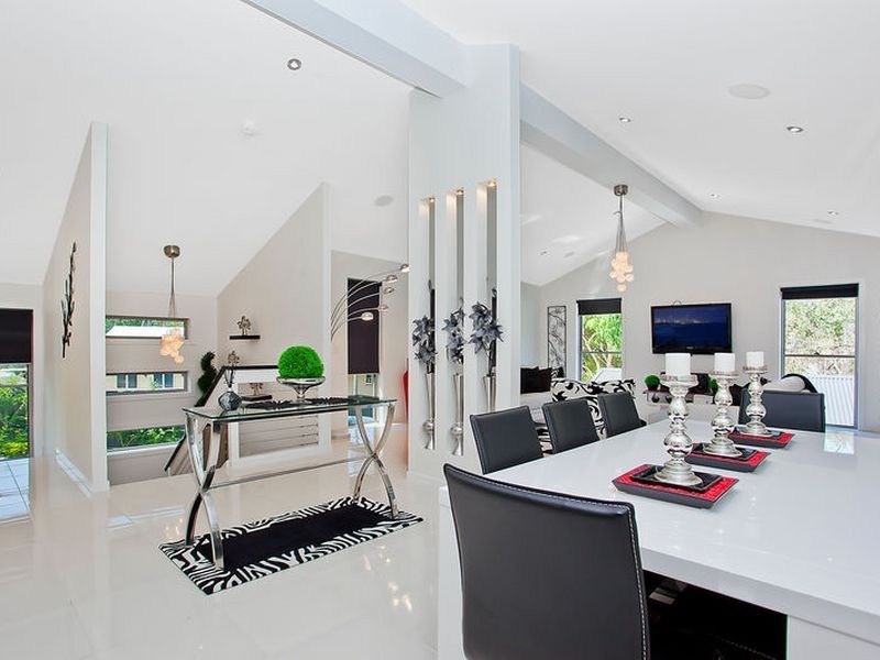 4 Winderadeen Court, Nerang QLD 4211