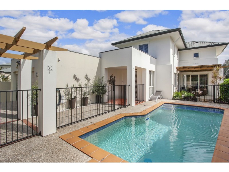 194 Easthill Drive, Robina QLD 4226