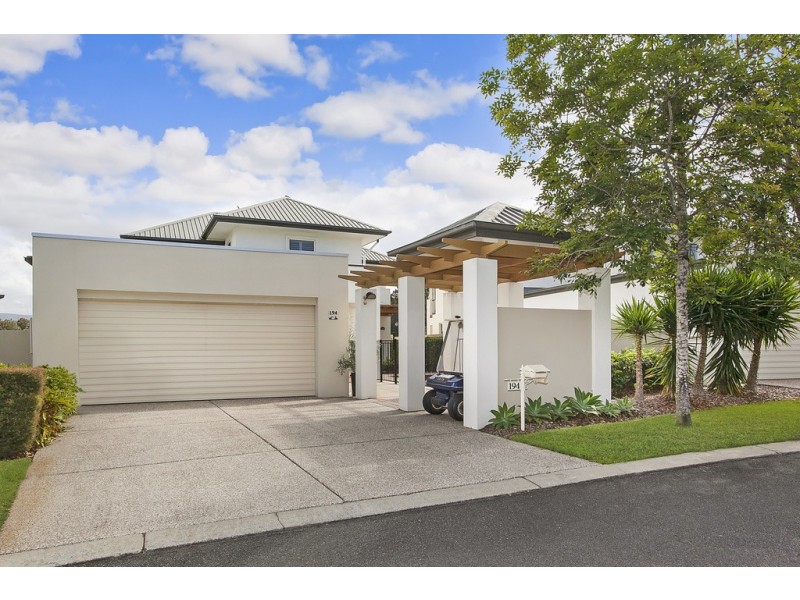 194 Easthill Drive, Robina QLD 4226