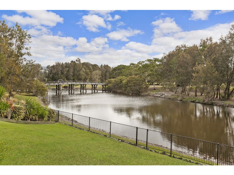 194 Easthill Drive, Robina QLD 4226