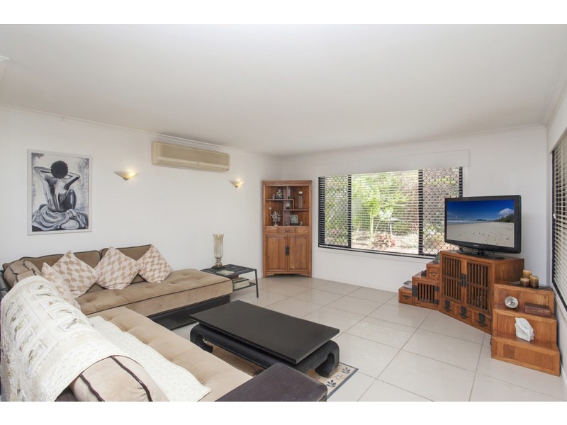 28 Richard Crescent, Highland Park QLD 4211