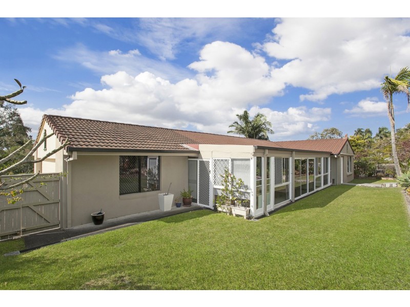 28 Richard Crescent, Highland Park QLD 4211