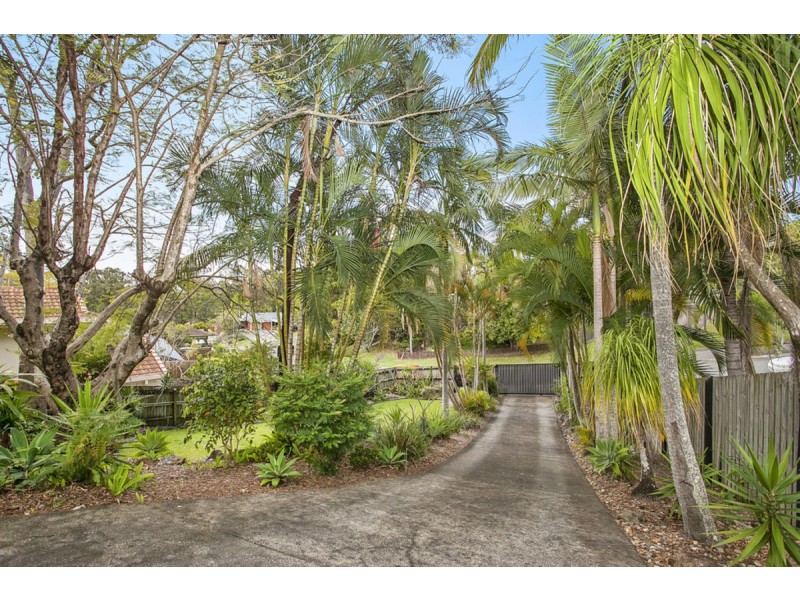 5 Aird Court, Highland Park QLD 4211