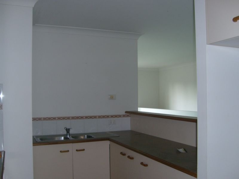 8/6 Ben Lomond Drive, Highland Park QLD 4211