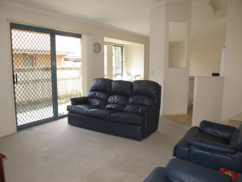 8 Inverness Court, Nerang QLD 4211