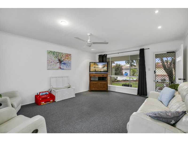 43 Oakdale Avenue, Nerang QLD 4211