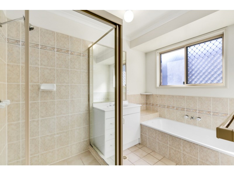 50 Crusader Way, Nerang QLD 4211