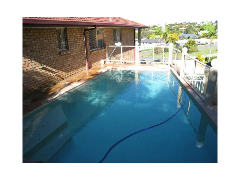 5 Beaufort Court, Highland Park QLD 4211