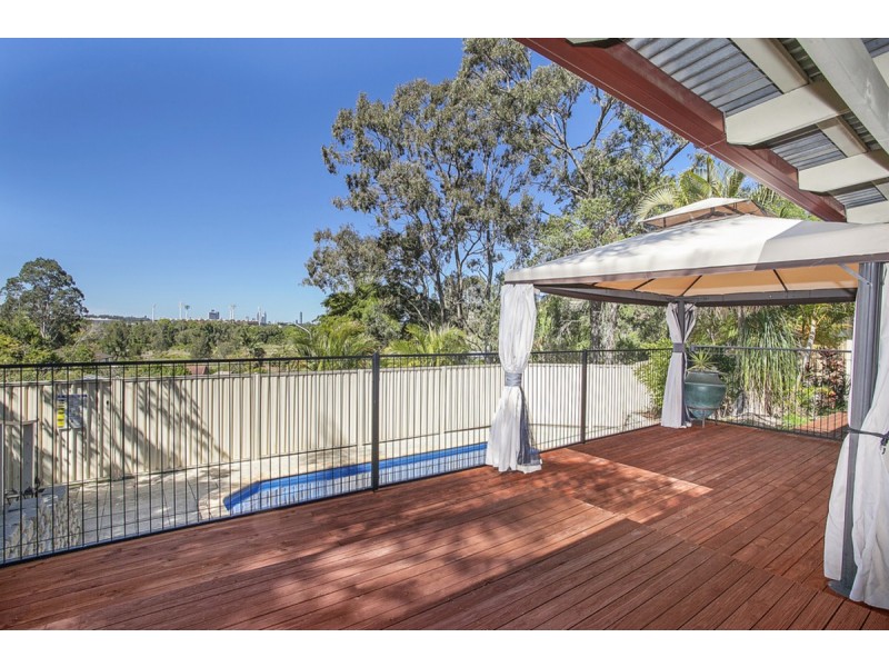 6 Garnet Court, Carrara QLD 4211