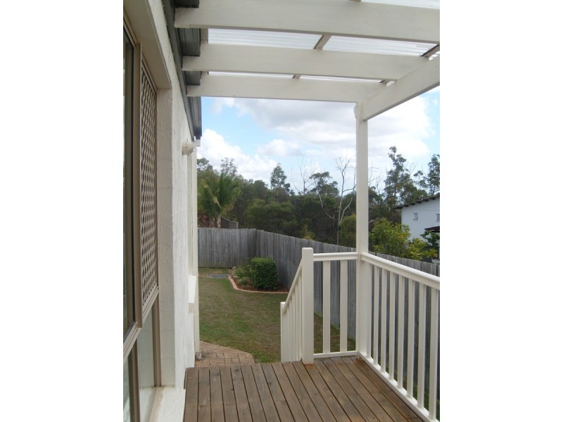 2/83 Kincaid Drive, Highland Park QLD 4211